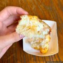 크런치미트 | 커피 페어링 푸드 신메뉴, 번트 크림치즈 브레드, 에그 바이트, 초콜릿 크런치 케이크 칼로리 및 후기