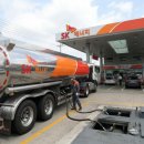 기름붓는주유소 이미지