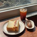 노원역3번출구 | 노원 카페 비비씨커피 | 햇살 좋은 노원역 샌드위치 버터떡 맛집