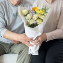 이마트24 대전유성점 | 대전 유성구 관평동 24시 무인 픽업 꽃집 포헤토 생신 꽃다발 예약 후기 색감 대박..