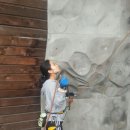 완산생활체육공원 인공암벽장 이미지