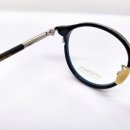 안경, 진정성 걸포북변점 이미지