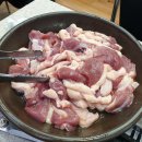 운봉한우농장 | 아주대맛집, 노릇노릇 생오리가 일품인 운봉농장