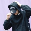 연예인 | 박재범 볼캡 모자 스타일로 완성한 스트릿룩, 연예인 모자 칠사 후기