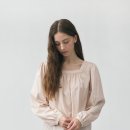 (주)레이온 | 요즘 날씨에 단독으로 입기 좋은 여리여리 끝판왕 엘로주 르미에 블라우스 데일리룩 후기