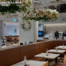 애슐리퀸즈스퀘어원 이미지