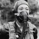 1953년,21세의 북한조종사 미국으로 항복투항 이미지