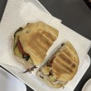 D00142 | 로마 🇮🇹) 어디서봐도 언제봐도 멋진 콜로세움 + 구글리뷰 1500개 근처 샌드위치 맛집, 진저커피