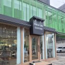 세븐일레븐 파주출판단지점 | 파주 실내 애견동반 카페 추천 심학산 롯데아울렛 출판단지 페이지온커피 북카페