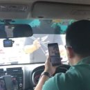 Couple and Uber driver harassed at Penang airport (공항택시 기사들의 우버에 대한 불만표출....) 이미지