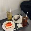 성석로 | 일산 대형카페 숏컷로스터스｜블루리본 커피·케이크 솔직 후기