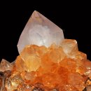 광물학 광물수집 3: 광물특성 3.4: 광물 외관 3.4.3:광물 컬러 색상 이미지