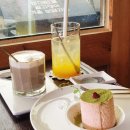 신기보건진료소 | 구례 무우루 카페 추천 주차 케이크 한 조각 먹은 후기