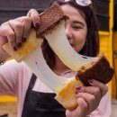 방콕맛집- 홋까이도 치즈 토스트, 시암스퀘어원 빌딩 지하. 방콕젊은이들이 즐겨먹는 토스트 이미지