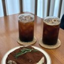 작당 | 연남동 카페 추천 티라미수 맛집 작당모의 토요일 방문 후기