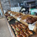 송정 농장 | 광주 공항 근처 대형카페 레파스베이커스 송정점 생딸기 가득한 생딸기라떼 후기 주차 정보