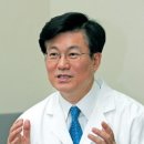 딸 둘을 키우며 페미니스트가 됐다는 하영의 아버지 이미지