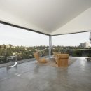 언덕위의 하얀집 이미지