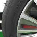 235 50 R18 금호 엑스타 타이어 한짝 팝니다. 이미지