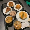 강동-천호-1146 | [강동구/천호] '테라로사 길동' 갤러리에 온 듯한 대형카페 (주말 방문 후기)