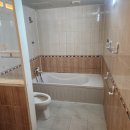 일동 | 김해 일동 한신아파트 거실 욕실 리모델링 후기 덧방 시공으로 완전히 달라진 욕실 공사