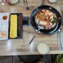 24시얼큰시원생고기김치찌개아라점