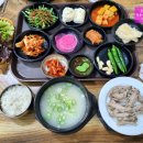 돌돌이돼지국밥
