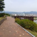 독립공원 공중화장실 이미지