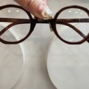 바라보다 안경콘텍트 이미지