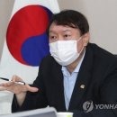 김경수 ‘몸통’ 의혹에 무심한 이준석, 강공 나선 안철수·윤석열과 대조적 이미지