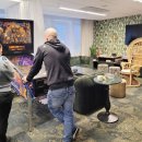 스웨덴에서 블랙 기업인 패러독스 인터액티브 (하츠오브아이언,크루세이더 킹즈,빅토리아 제작사) 이미지