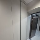 청담고양이 | 펜트리 펫도어로 고양이집 만들기｜청담르엘 현관 펜트리 펫도어 시공 사례