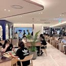 푸드코트 이미지