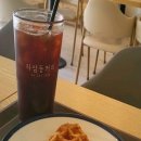 하삼동커피수암점