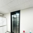 매산길 | 포항 상가 화장실 입구 중문으로 공간 분리 가능합니다