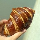 베이커리 봉교 | 망원동 빵집 베이커리 봉교 짭짤이바게트 라우겐 크루아상 우유크림빵 땅콩크림빵