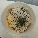 컵밥먹고 이미지