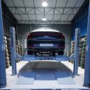 리프트위에자동차 이미지