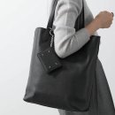 4455 | 메종 마르지엘라 키링 지갑 블랙 리뷰, 스티치 감성에 실용성까지 더하면? S56UI0128P4455T8013