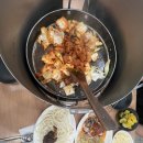 어울마당로109 유가네 닭갈비 앞 | [홍대 맛집] 유가네 닭갈비, 쭈(쭈꾸미) 닭갈비 먹방 찍고 왔습니당.