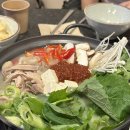곱창전골 맛집 - [구전] 힙한 분위기에 더해 정말 맛있는 곱창전골과 김치볶음밥 그리고 김치말이국수가...
