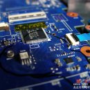 노트북 메인보드 수리 결과 삼성노트북 SENS R530 부팅 안됌 액정으로 반응 없는 증상 노트북 보드 수리로 고쳤습니다. 이미지