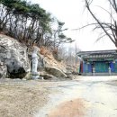 굴암사마애선각좌불상 이미지