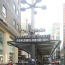 T world 앞 이미지