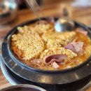 엉클 부대찌개 이미지