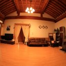 고향의 기와집 이미지