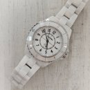 H5698 | [선물] 샤넬 J12 33MM 쿼츠 숫자 인덱스 (2025/11)