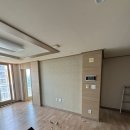 강동구 강일리버파크 6단지 아파트 인테리어필름으로 색바랜 우드톤을 화이트로 바꾼 후기
