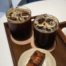 이약국 | 강원도 강릉 장인더강릉｜약과카라멜휘낭시에 디저트 맛집 기념품 선물 추천 내돈내산 카페후기