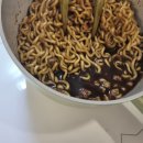 (주)송학식품(제1공장) | 후기) 삼양식품 신상 짜장라면 내돈내산 우지 "짜르르" 후기